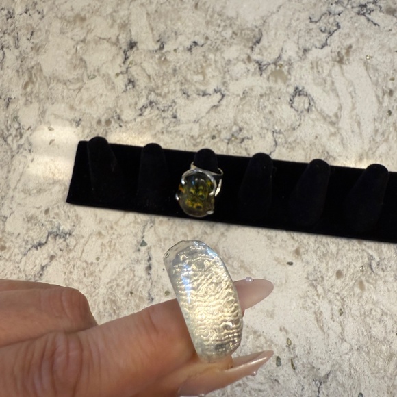 Set of two rings costume ewlery - Picture 8 of 8